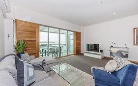 Princes Wharf - Absolute Waterfront & Great Views